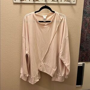Bibi Women's Blush Pink Sweatshirt
NWOT